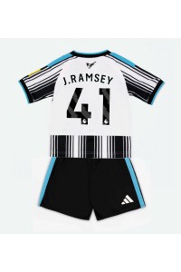 Newcastle United Jacob Ramsey #41 Jalkapallovaatteet Lasten Kotipeliasu 2026-27 Lyhythihainen (+ Lyhyet housut)